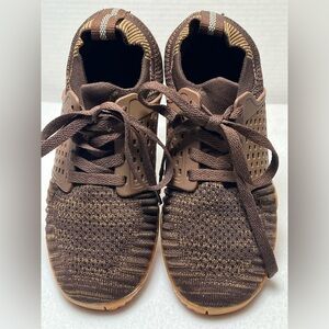 WHITIN Women’s Minimalist Barefoot Running Shoes Size 37 (Fits Like US 6.5-7)